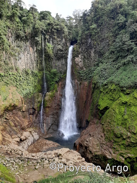 07. Catarata del Toro (Costa Rica)